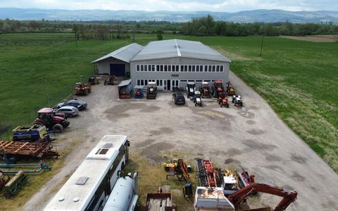 Hala Industriala de vanzare, 1800 mp la E60 la 5 km de Alesd, Bihor