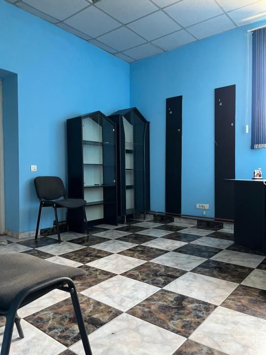 Casă în centrul comunei Corbii Mari, ideală pentru birouri, cabinet sau locuit – fotografia 9 din 14