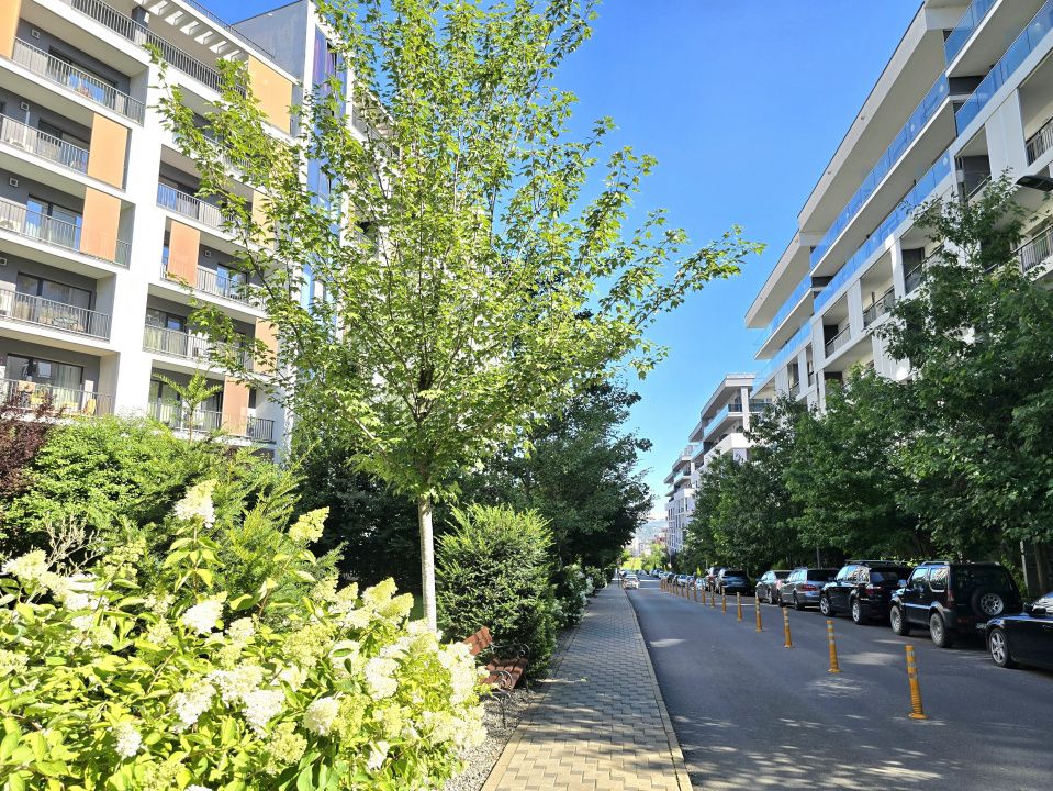 De inchiriat apartament 3 camere, 2 bai, decomandate - Buna Ziua – fotografia 1 din 24