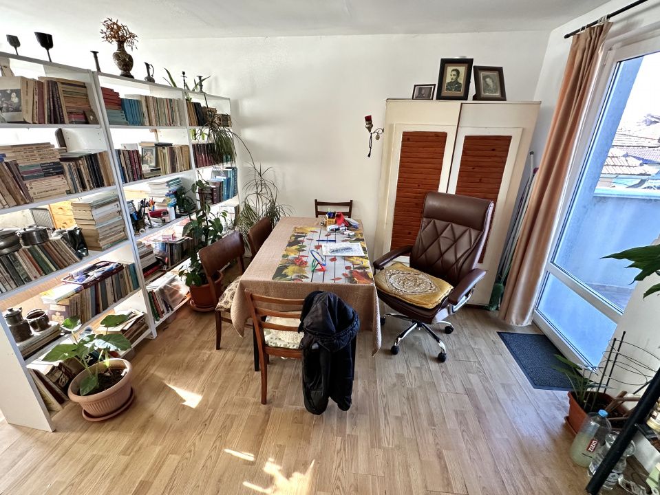 Casa 4 camere I Centru I 3 bai I Ideala pentru locuit sau inchiriat I – fotografia 25 din 33