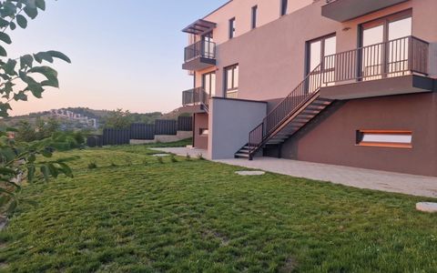 Duplex, 3 dormitoare, terasă 25mp-Dezmir