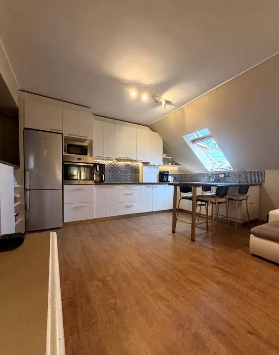 Apartament 3 camere, 65mp, mobilat, parcare, scara interioara, Edgar QUuinet! – fotografia 7 din 8