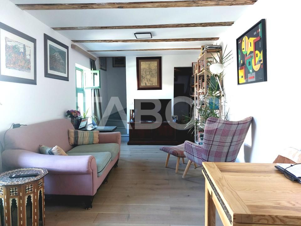 Apartament de vanzare 105 mp 3 camere curte 340 mp in acte Cisnadie – fotografia 1 din 27