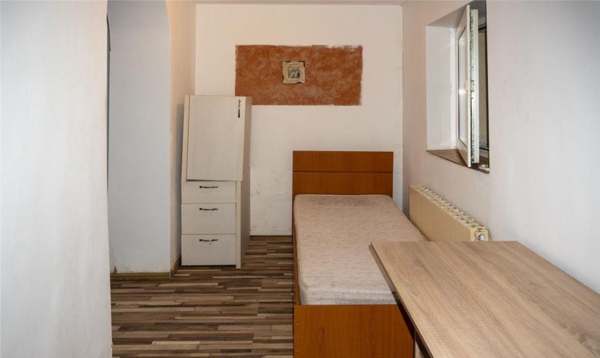 • Oportunitate Unică Predeal: Proprietate Mixtă (Comercial + Vilă) -Centru – fotografia 19 din 33