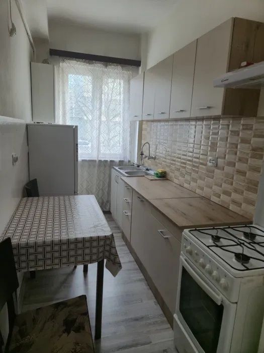 Apartament de vanzare 2 camere de 51mp zona Horea Centru – fotografia 1 din 4