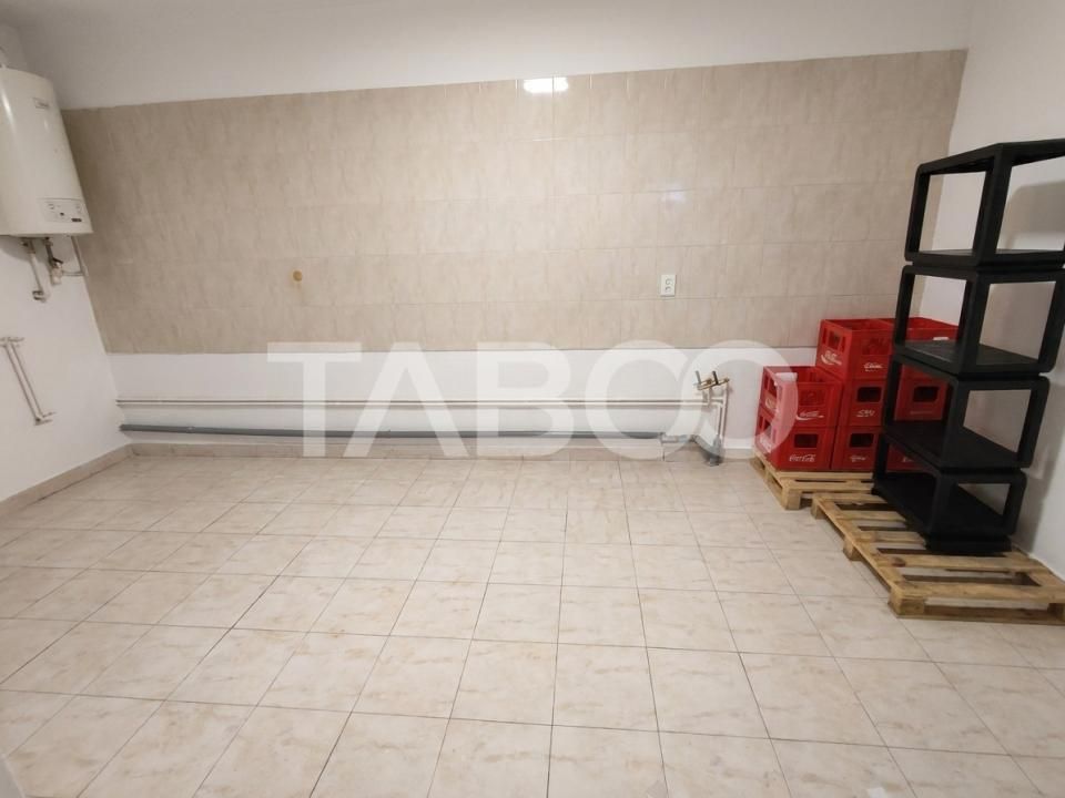 Spatiu comercial cu vitrina pe Bulevardul Nicolae Balcescu -Comision 0 – fotografia 2 din 5