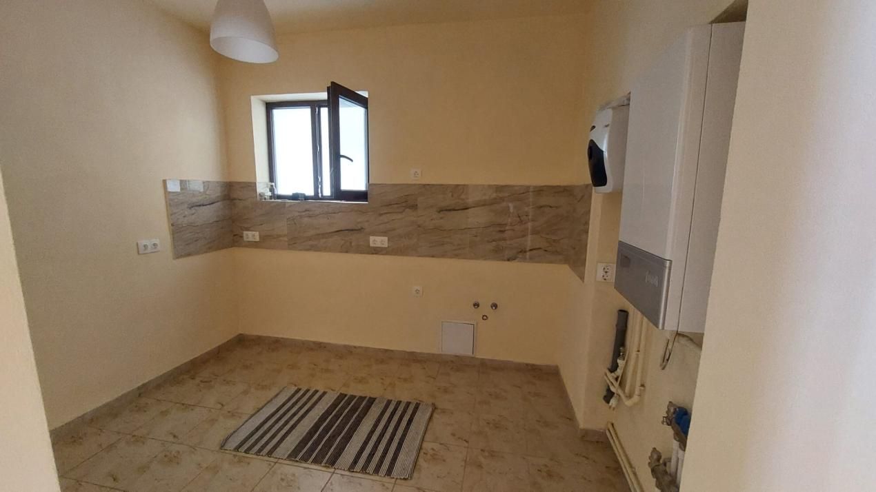 Apartament 3 camere, la casa, 73 mp utili, 35 mp curte, parter-Iosefin – fotografia 1 din 9
