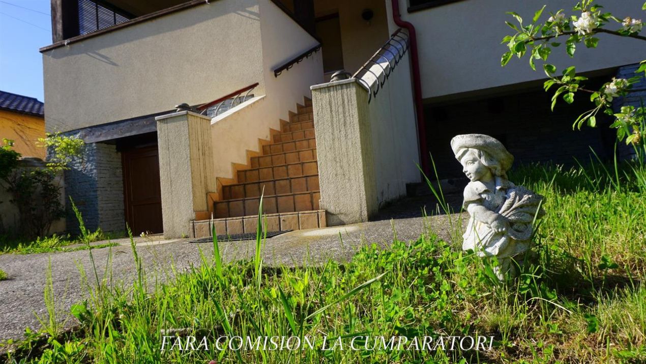 ELEGANTA SI LINISTE LA CATIVA PASI DE STATIUNILE VALCENE – fotografia 18 din 30
