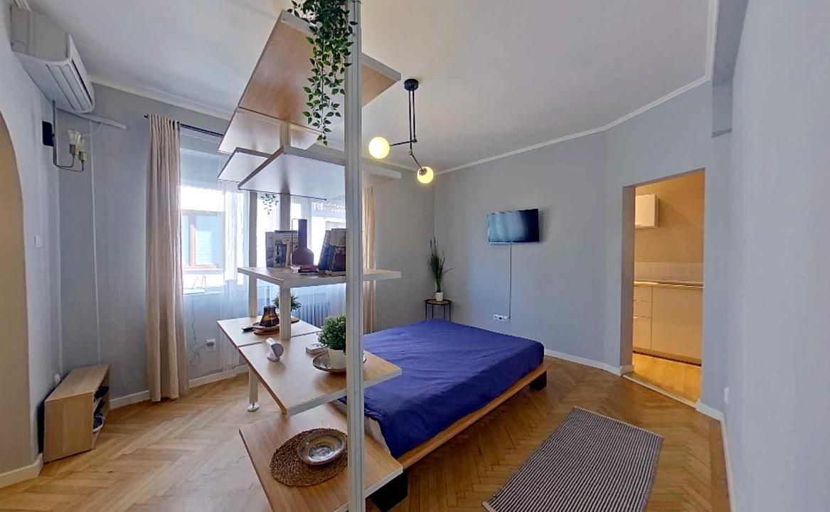 Central Location | Architect-Designed Studio | Turnkey Airbnb Investment – fotografia 2 din 18