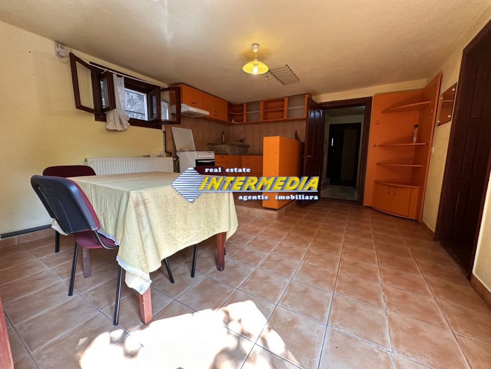 Vanzare Casa D+P+2E+Pod cu 10 camere, garaj si curte în zona Cetate, Alba Iulia – fotografia 13 din 52