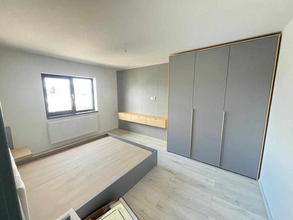 Apartament-4 Camere-Decomandat-Mobilat-Utilat-Parcare-etaj 1-Izvor-Tarlungeni – fotografia 7 din 14