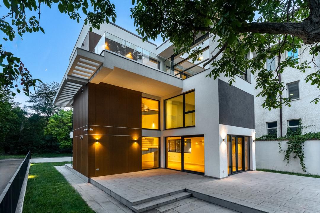 Vila individuala langa Lacul Baneasa | 6 camere, lift interior – fotografia 1 din 22