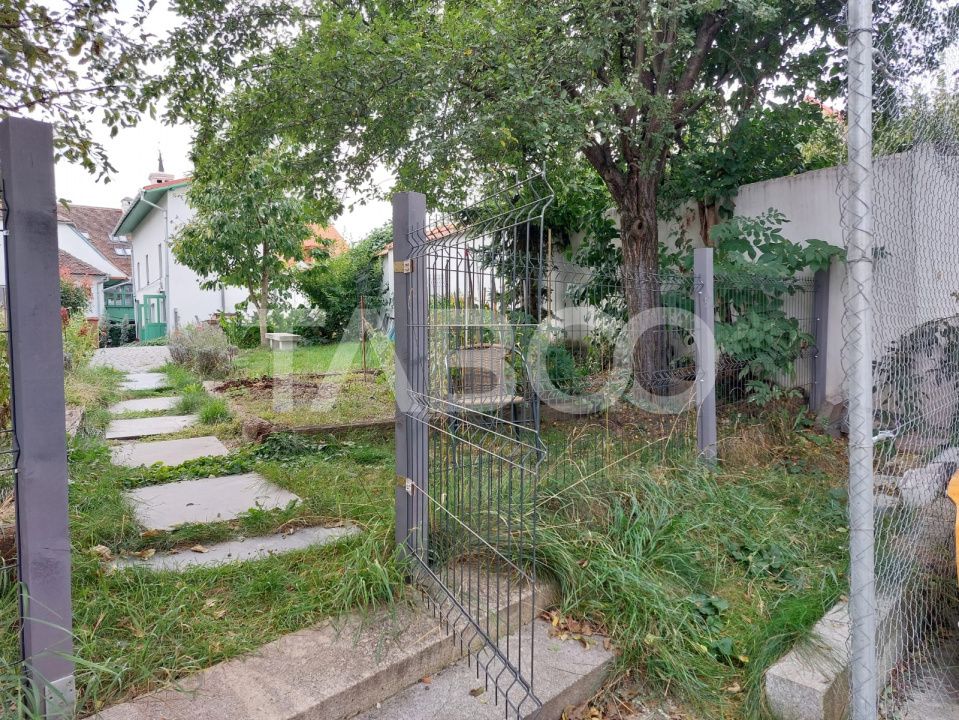 Casa de vanzare 3 camere 2 bucatarii 3 bai teren 340 mp Cisnadie – fotografia 16 din 36