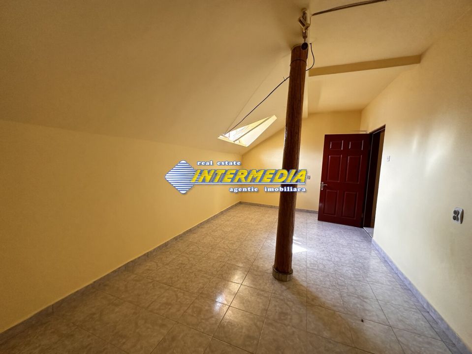 Vanzare Casa D+P+2E+Pod cu 10 camere, garaj si curte în zona Cetate, Alba Iulia – fotografia 51 din 52