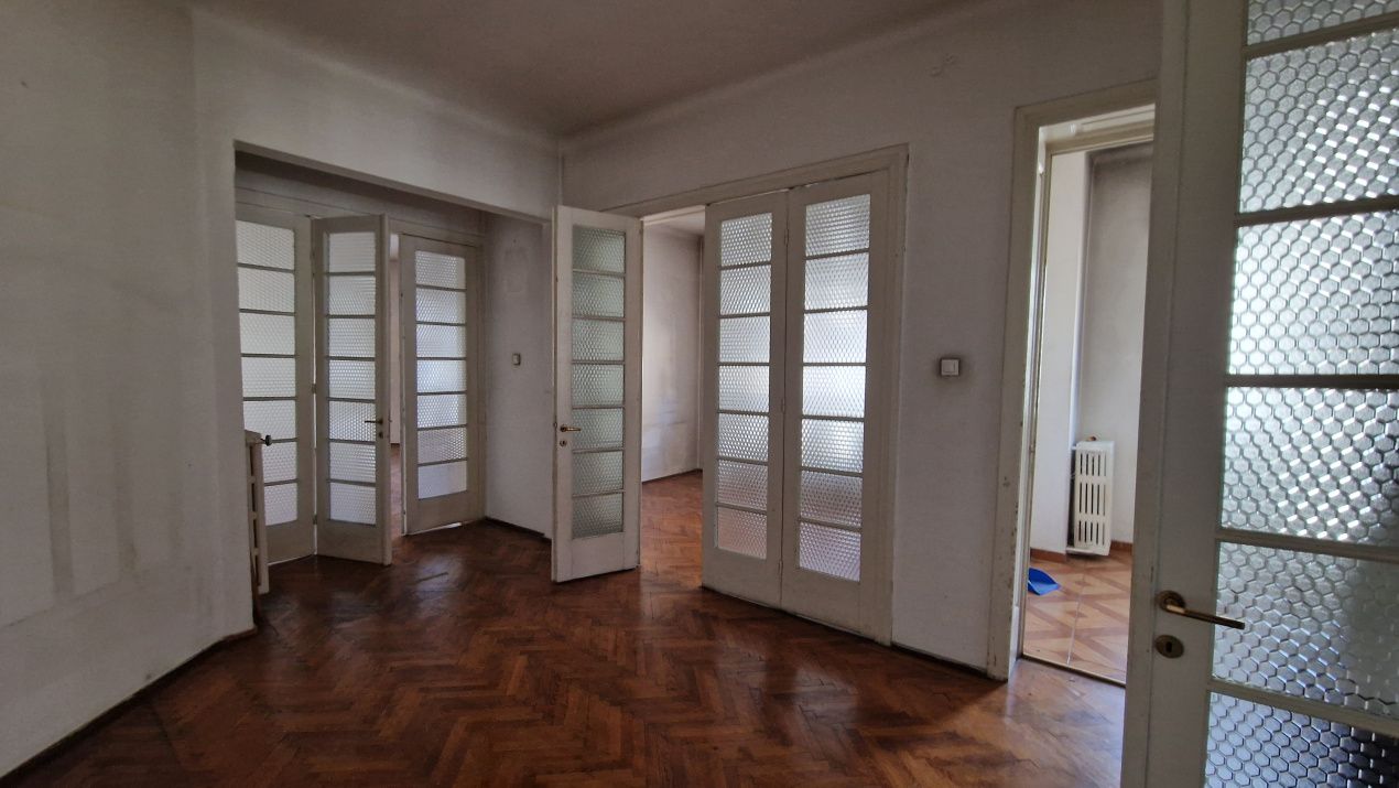 Proprietate deosebită ap 3 camere de vanzare ULTRACENTRAL – fotografia 4 din 19