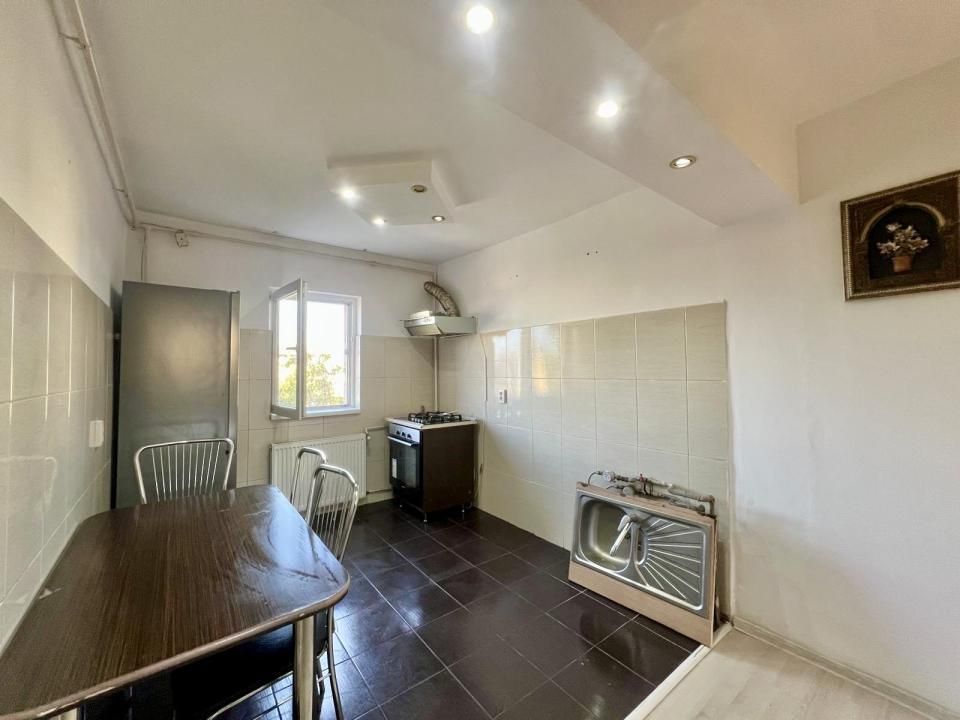 Apartament 2 camere, etaj 4/5, decomandat, 48 mp, zona Lipovei – fotografia 6 din 10