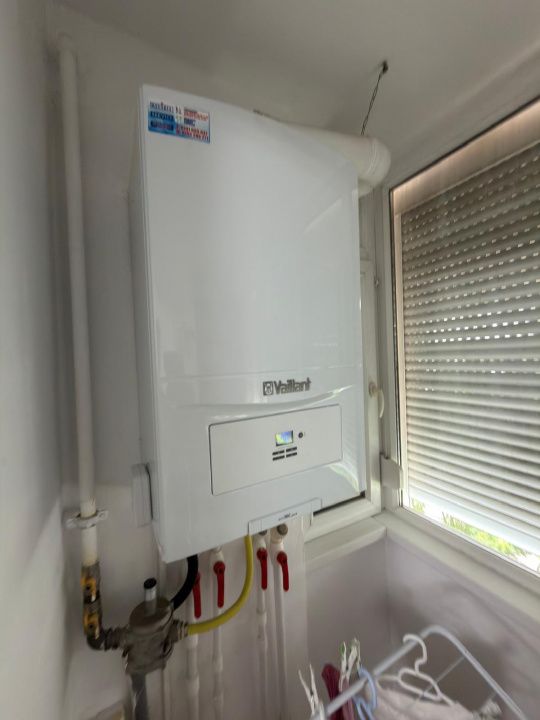Apartament 2 camere de vânzare în zona CET – etaj intermediar – fotografia 5 din 9