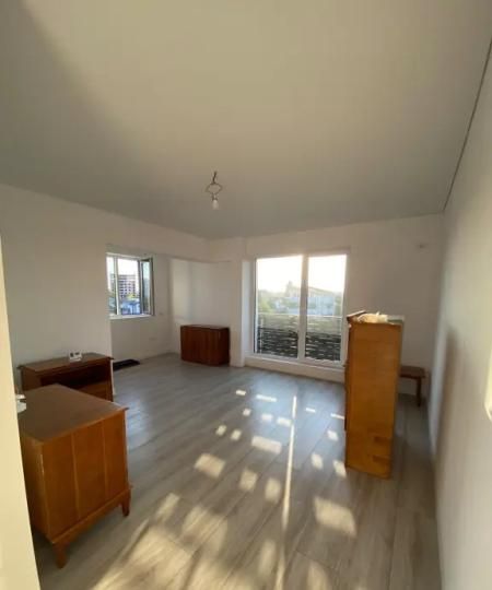 2 Camere de inchiriat | Aparatorii Patriei | Metrou | Spatiu Birou | Nemobilat – fotografia 2 din 8