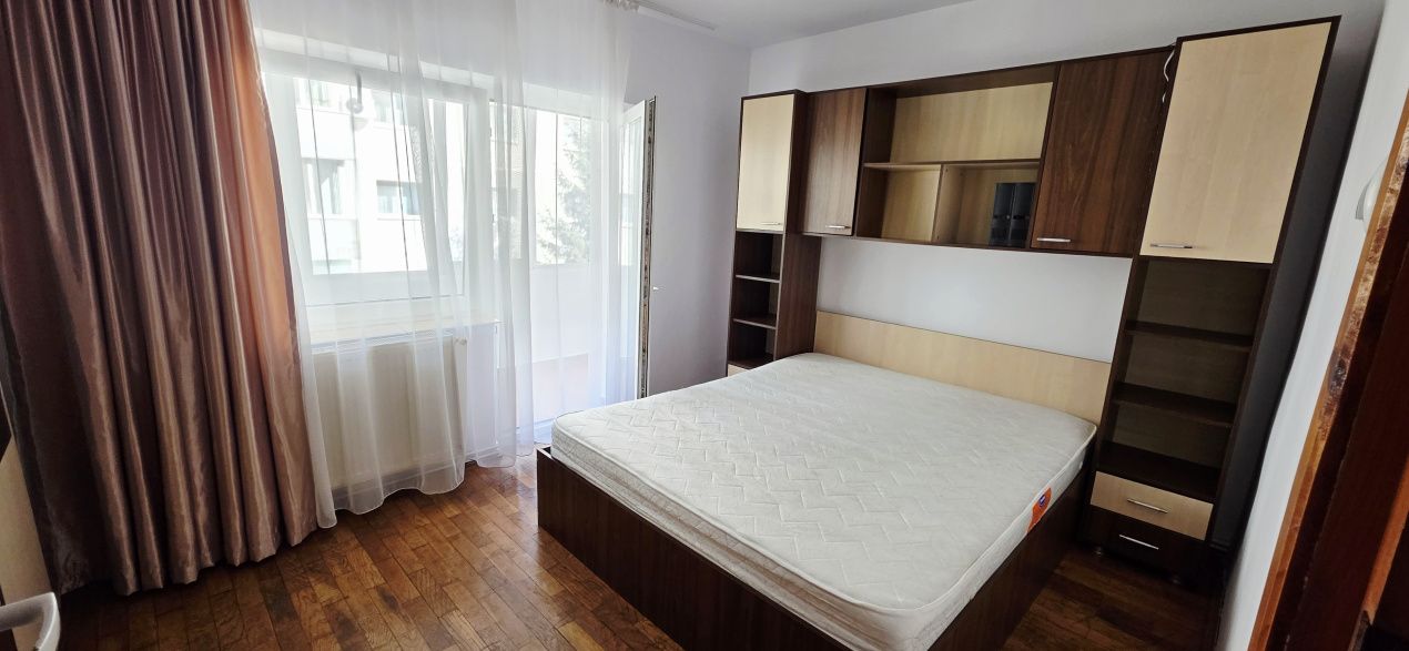 3 camere cu 2 bai si 2 balcoane – fotografia 3 din 14