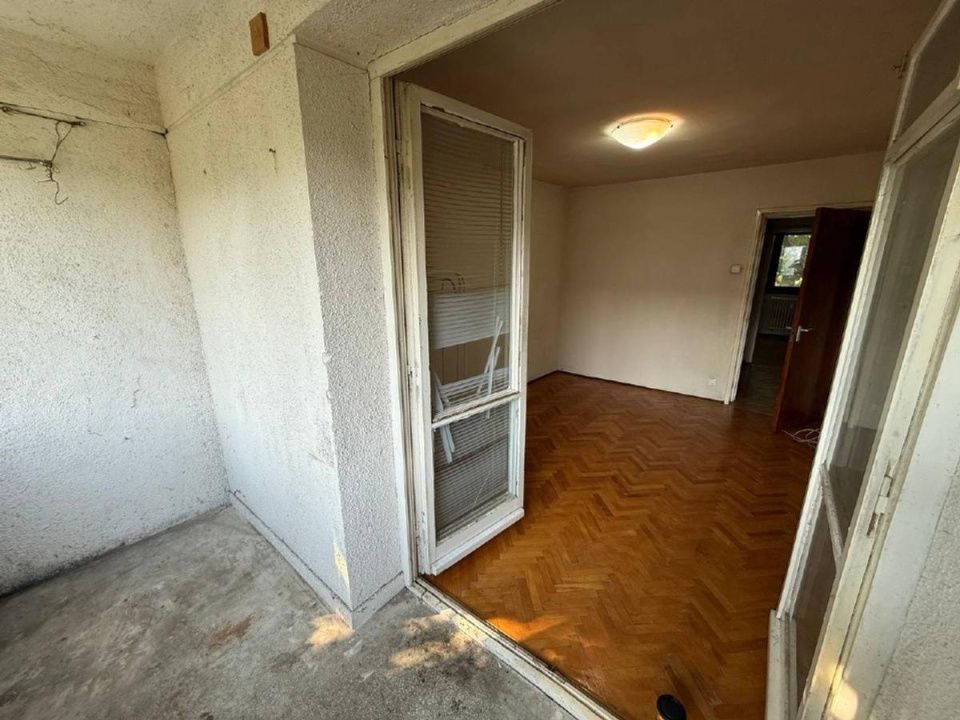 Apartament 4 camere -5 minute de mers  pana la metrou Costin Giorgian – fotografia 10 din 16