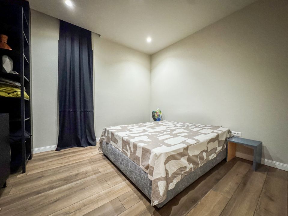 Apartament 3 camere de închiriat in Mamaia | Vedere frontală la mare | Parcare – fotografia 7 din 14