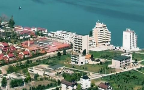 Teren de vanzare primul rand la Marea Neagra  Costinesti