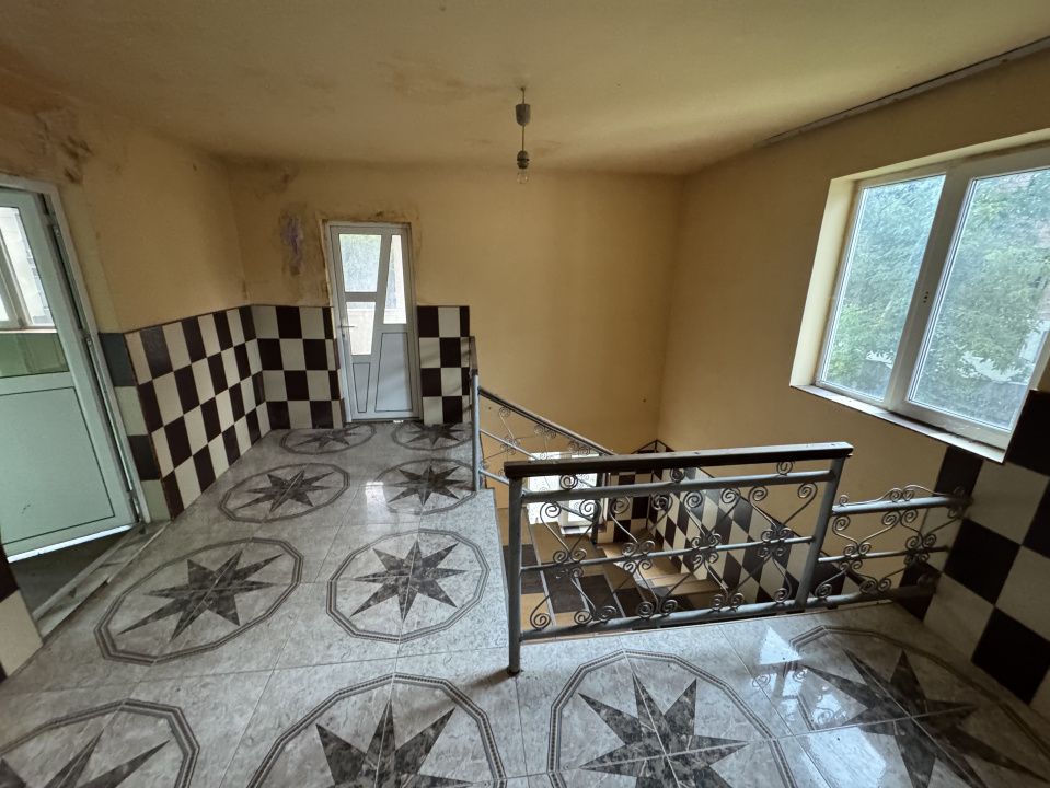 🏡 Casă cu teren de 970 mp de vânzare în Năsăud - oportunitate de investiție! – fotografia 9 din 10