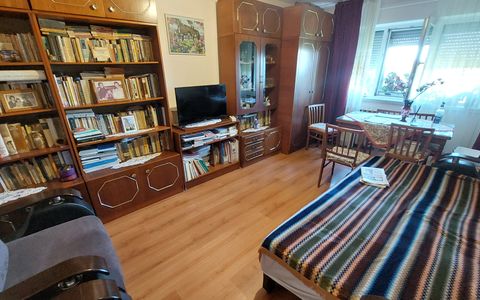 Apartament doua camere decomandat, 53 mp, Cornitoiu zona Unitatea Militara