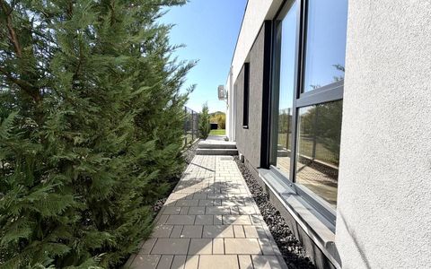 Duplex spatios, 3 camere, 82 mp utili, 300 mp teren - Dumbravita