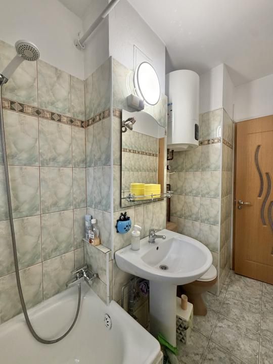 Apartament 1 camera, decomandat, etaj 3, zona Dambovita – fotografia 6 din 10