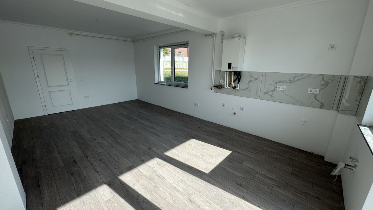 🔑 Apartament 2 camere / etaj 1 / loc de parcare si boxa / zona CETATII – fotografia 3 din 9
