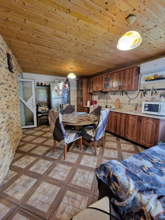 Casă de vânzare în Mircea Vodă + teren 1600 mp – fotografia 4 din 21
