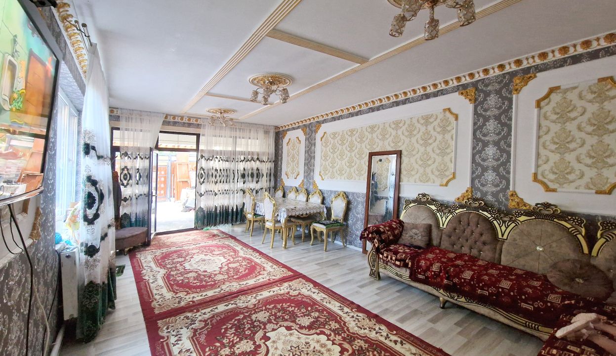 Casa în zona Andronache – 120 mp utili, 5 camere, curte liberă de 30 mp – fotografia 3 din 15