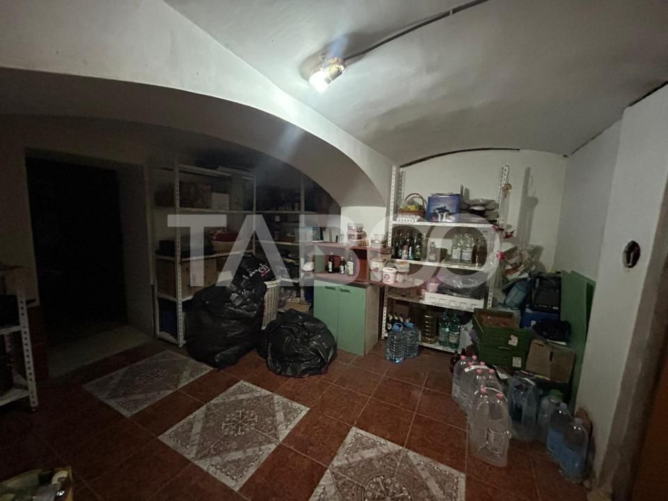 Casa 5 camere  individuala cu piscina incalzita acces auto Turnisor – fotografia 24 din 32