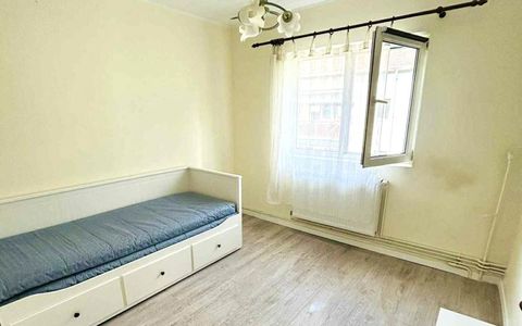 Apartament elegant 3 camere, 64 mp utili, etaj 4 - Zona Complexului
