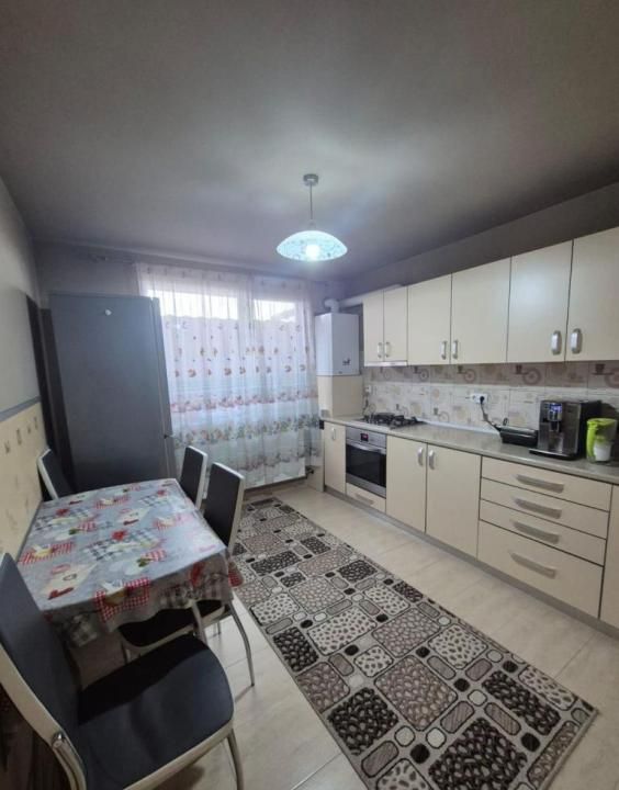 Casa tip duplex, zona Terra, Floresti – fotografia 5 din 8