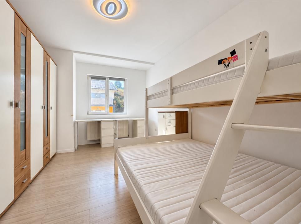 Se vinde GARAJ cu APARTAMENT cu 3 CAMERE inclus in pret - Floresti – fotografia 5 din 15