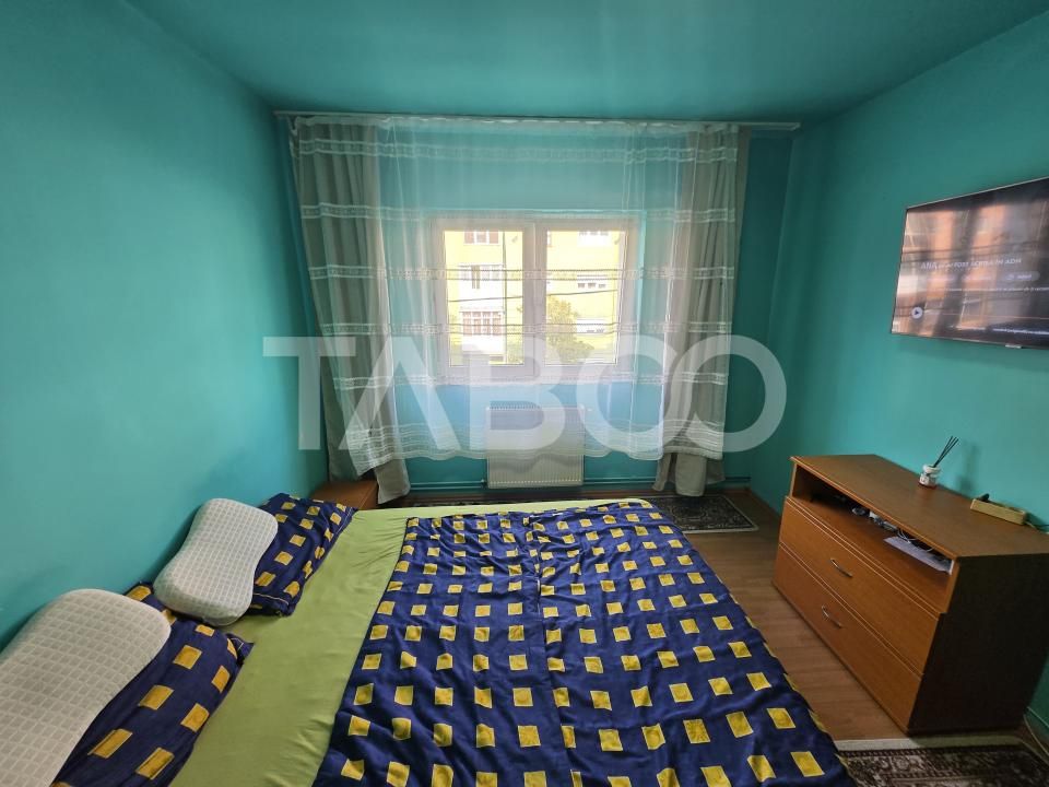 Comision 0 Apartament 3 camere de vanzare decomandat etaj 2 V.Aaron – fotografia 12 din 19
