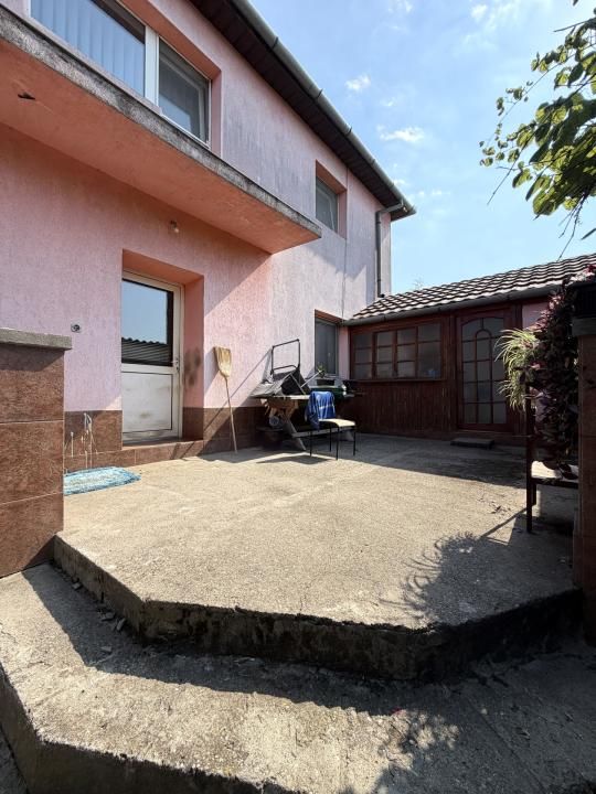 Casa individuala 6 camere, 165 mp utili, 641 mp teren - Ghiroda – fotografia 13 din 15