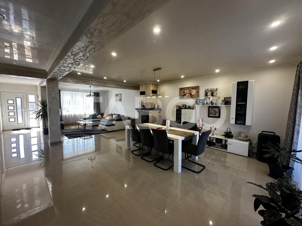 Casa individuala de vanzare 233 mpu si teren de 1000 mp in Selimbar – fotografia 1 din 13