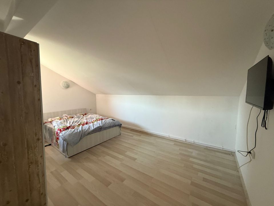 Apartament 3 camere decomandat, 100 mp, Bariera Valcii, zona Bordei – fotografia 6 din 14