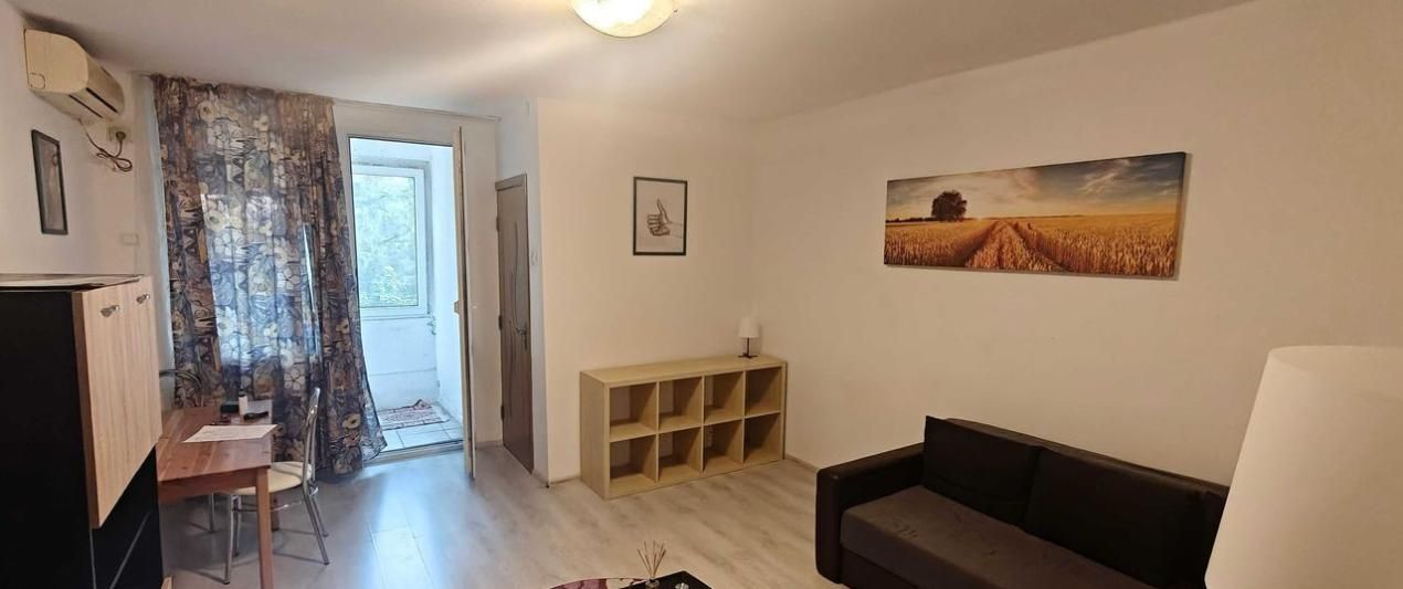 Garsoniera de inchiriat | Titan | Metrou | Pet Friendly | Renovat – fotografia 1 din 7