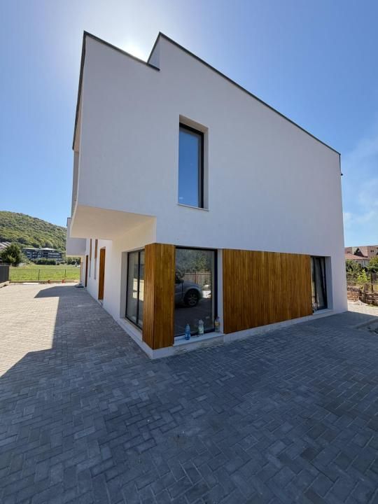 Duplex modern într-o zonă liniștită din Florești – Poligon – fotografia 3 din 7