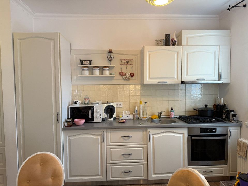 Apartament 2 camere, utilat si mobilat, 2 locuri de parcare - Hotel IQ Comision0 – fotografia 4 din 12