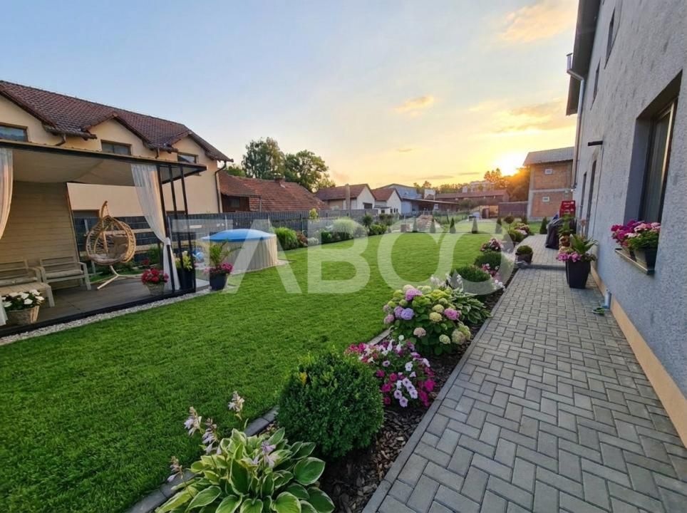 Casa de locuit + spatiu comercial de vanzare in Cisnadie – fotografia 4 din 23