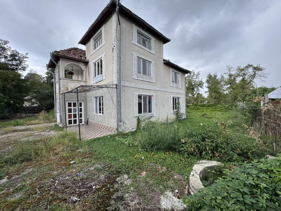 🏡 Casă cu teren de 970 mp de vânzare în Năsăud - oportunitate de investiție! – fotografia 1 din 10