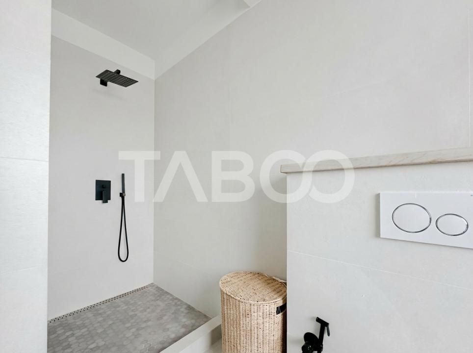 Casa la cheie de vanzare cu parcare in cartierul Borhanci – fotografia 8 din 12
