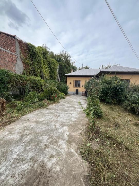 Casa pe parter 3 camere ingrijita curte si gradina Gaesti Nord – fotografia 1 din 35