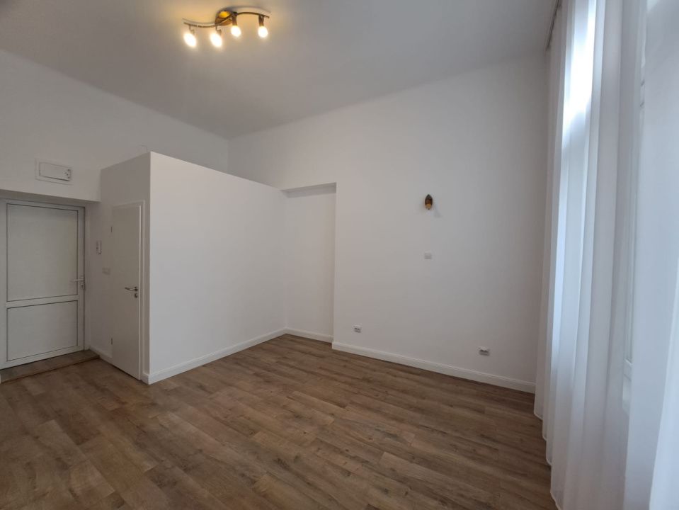 Apartament ultracentral - recent renovat – Piața Lucian Blaga – fotografia 3 din 8