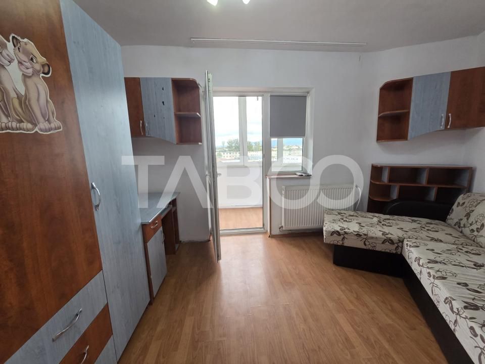 Apartament 3 camere decomandat de vanzare zona Campului suprafata 78mp – fotografia 6 din 10